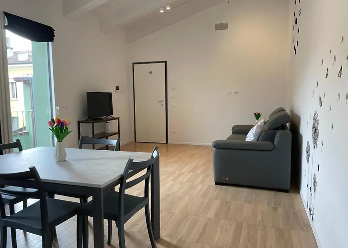 Casa Tina Lägenhet Ravenna